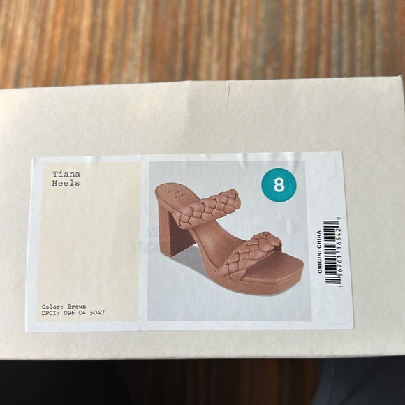 A New Day Sandals - Picture 6 of 7